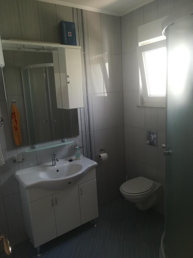 Apartmani Ivka Brodarica  Exterior photo